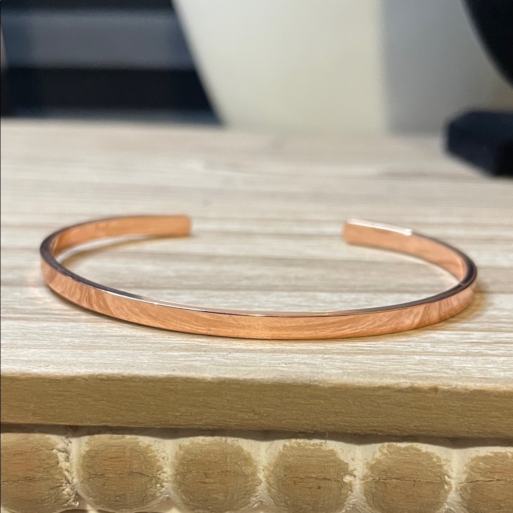 Elegant Rose Gold Bangle Bracelet  SOLD
